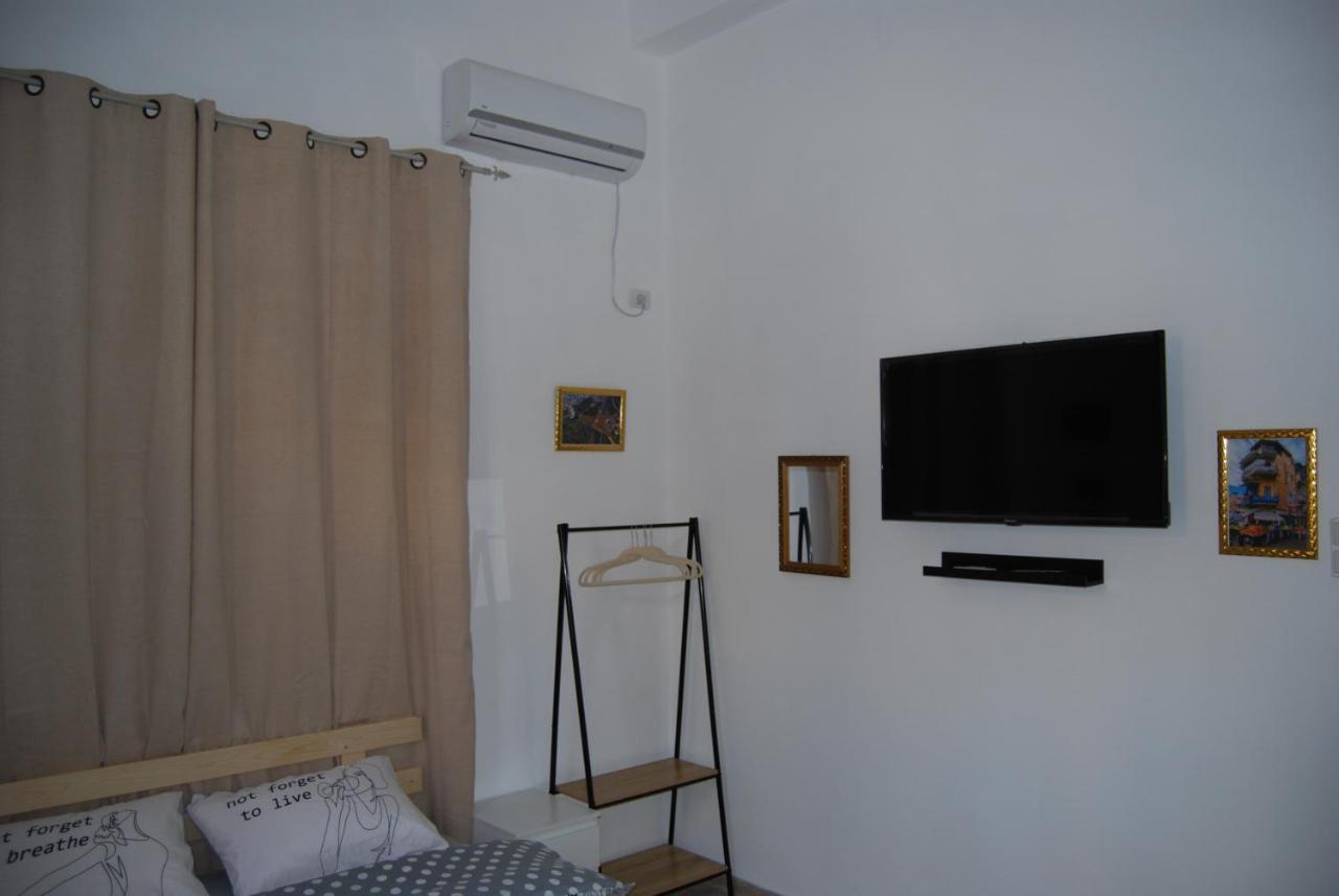 Apartment Comfy - For A Quiet, Family Holiday Without Parties Хайфа Екстер'єр фото